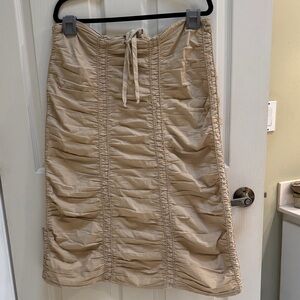 XCVI Elegant Tan Ruched Skirt Medium